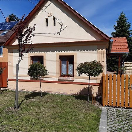 Gerendás Vendégház Sotony Exterior foto
