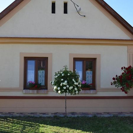 Gerendás Vendégház Sotony Exterior foto
