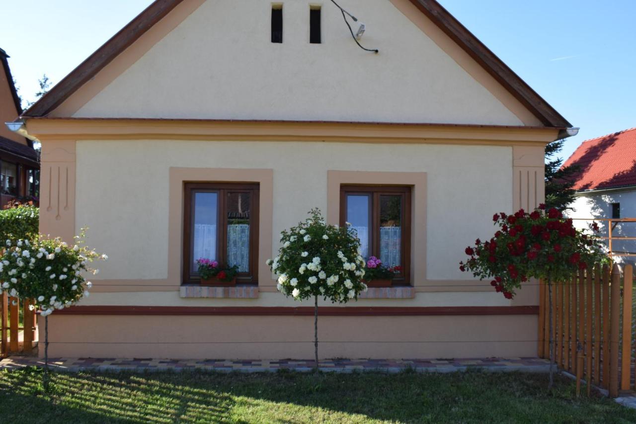 Gerendás Vendégház Sotony Exterior foto